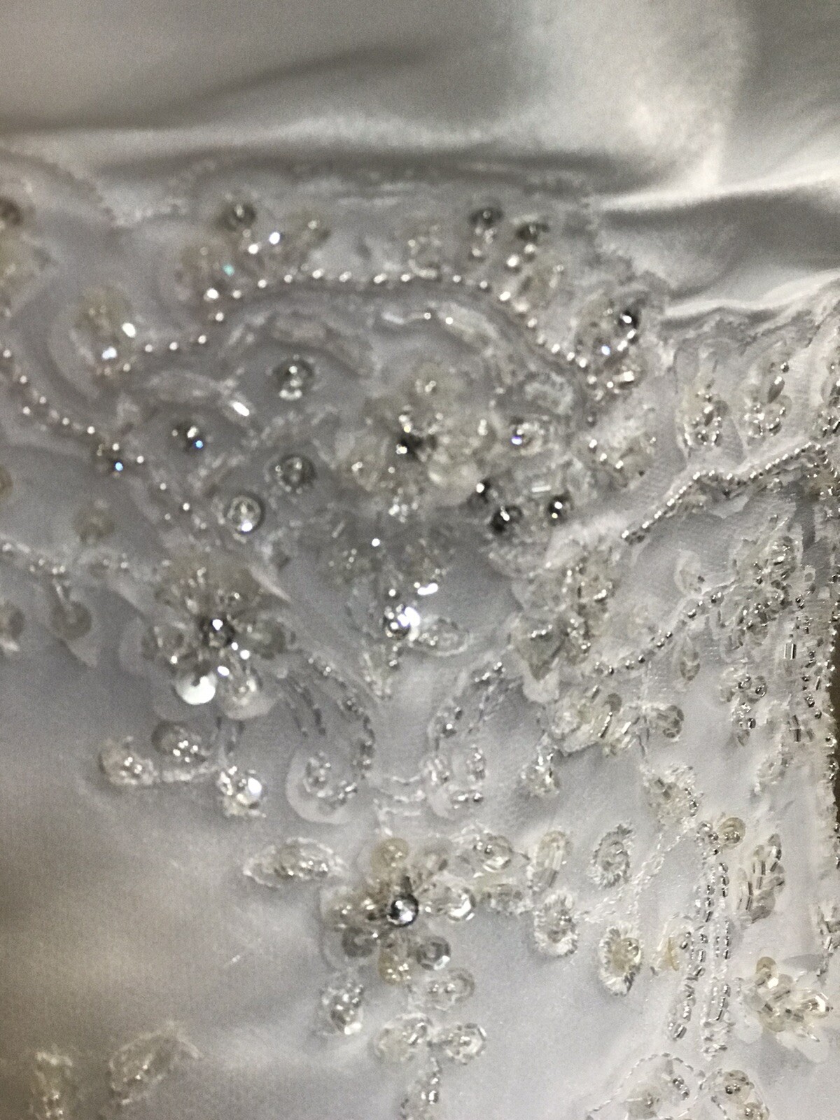 Casablanca White Bridal Gown and Veil Size 8 NWT