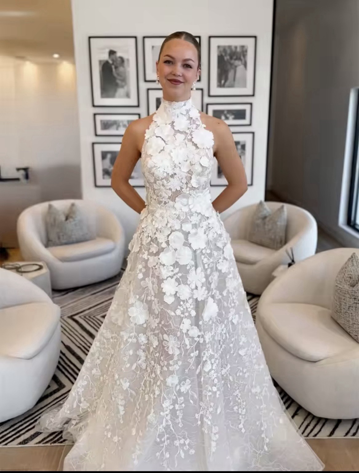 3D Floral Halter Neck Wedding Dress 1X