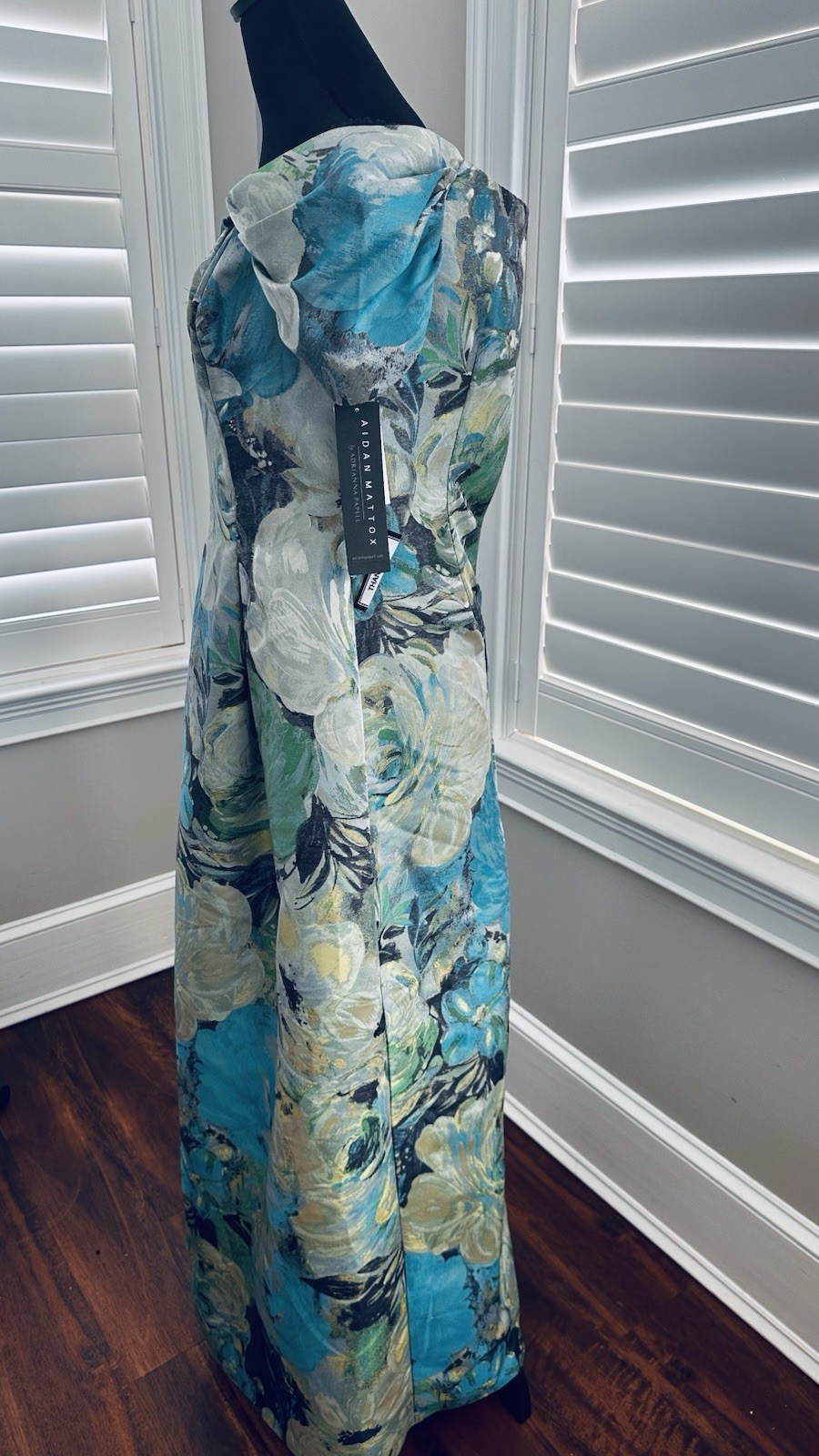 NWT Aidan Mattox Off Shoulder Floral Jacquard Pleated Gown Size 8 MSRP $550.00