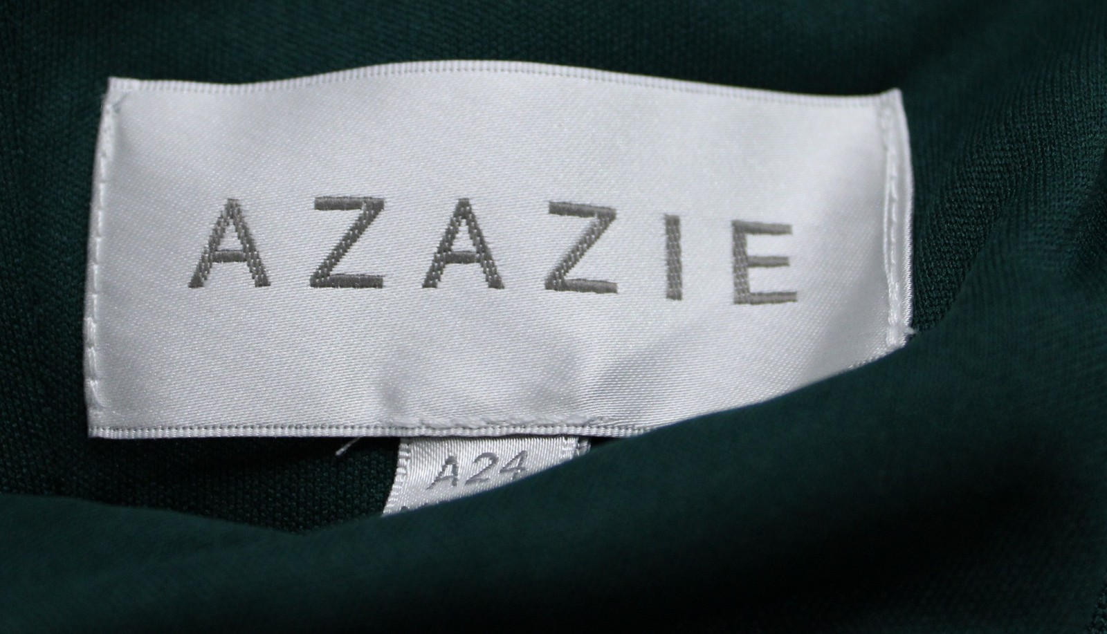 Azazie Women’s Noelia V-Neck A-Line Pleated Mesh Dress AP2 Pine Size: A24 NWT