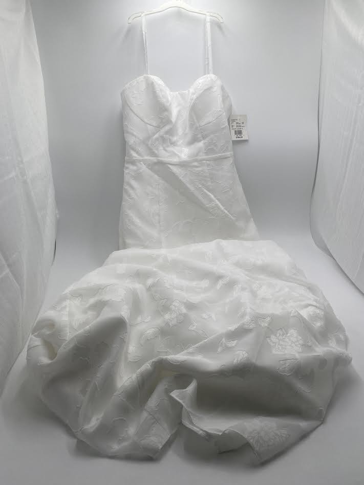 DB Studio Soft White Spaghetti Strap Jacquard A-Line Dress Size 2 David’s Bridal