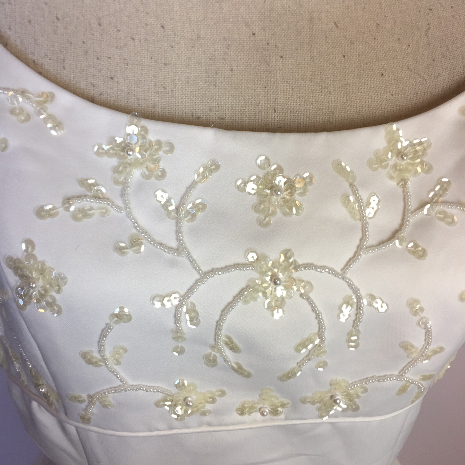 Oleg Cassini Wedding Dress Size 10 Womans White Beaded Sleeveless Ballgown Tulle