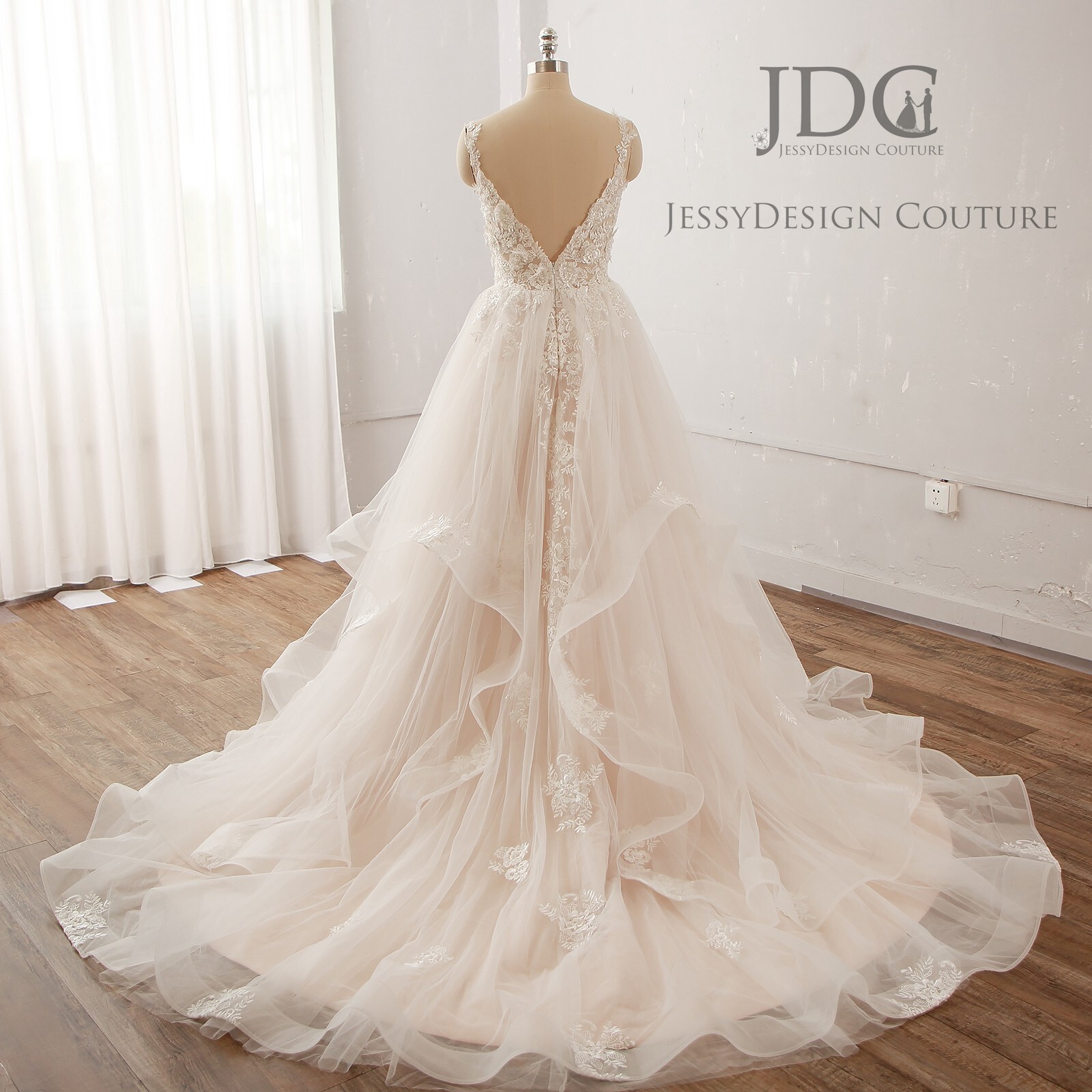 2025 Timeless Beaded Ivory Blush Lace Wedding Dress Bridal Gown 2-28W Volants