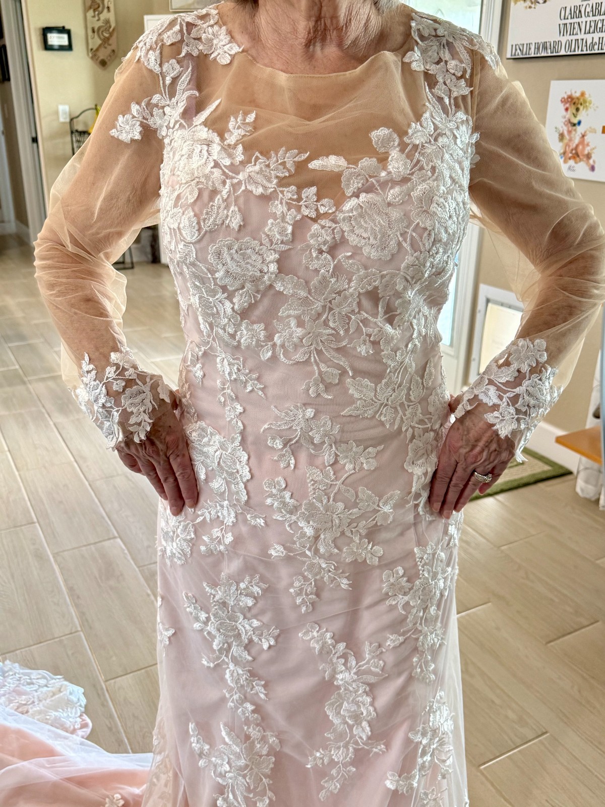 CUSTOM MADE PEACH/BLUSH WEDDING DRESS WITH LINER, LACE & SILK COVERED BUTTONS
