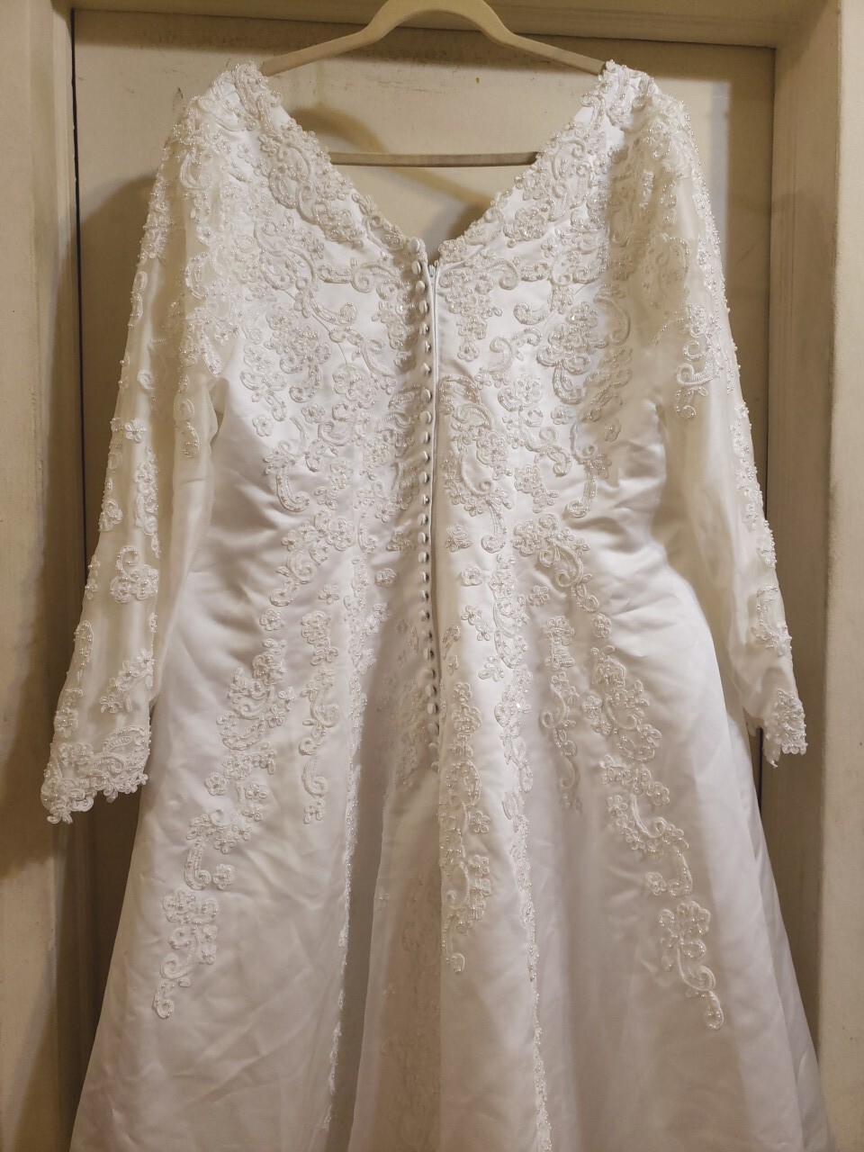 VENUS WHITE SATIN EMBROIDERED BEADED WEDDING GOWN PLUS SIZE