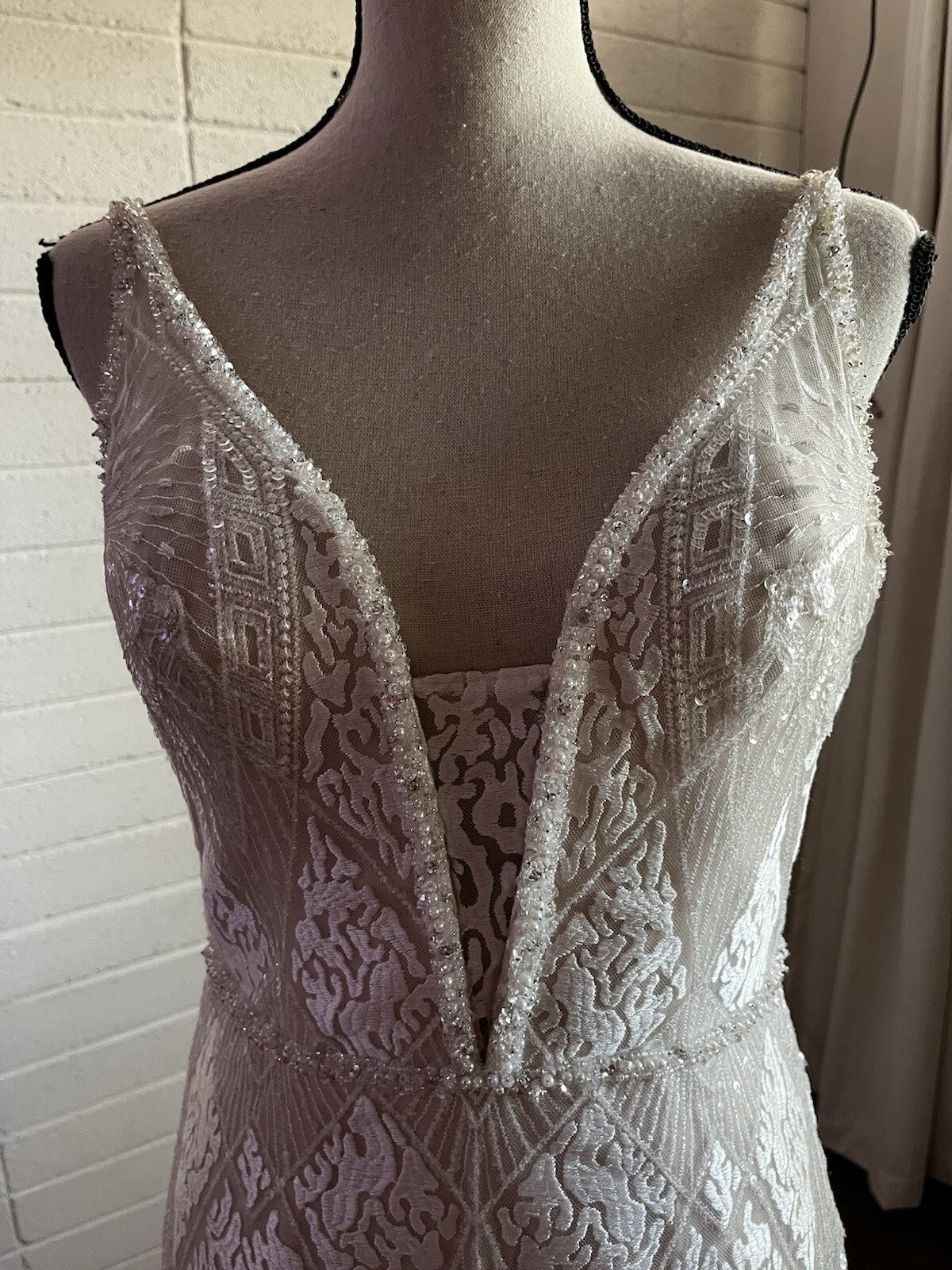 Mori Lee Wedding Dress – Boho / Art Deco – Kendra 8201 – Size 7/8 – Summer