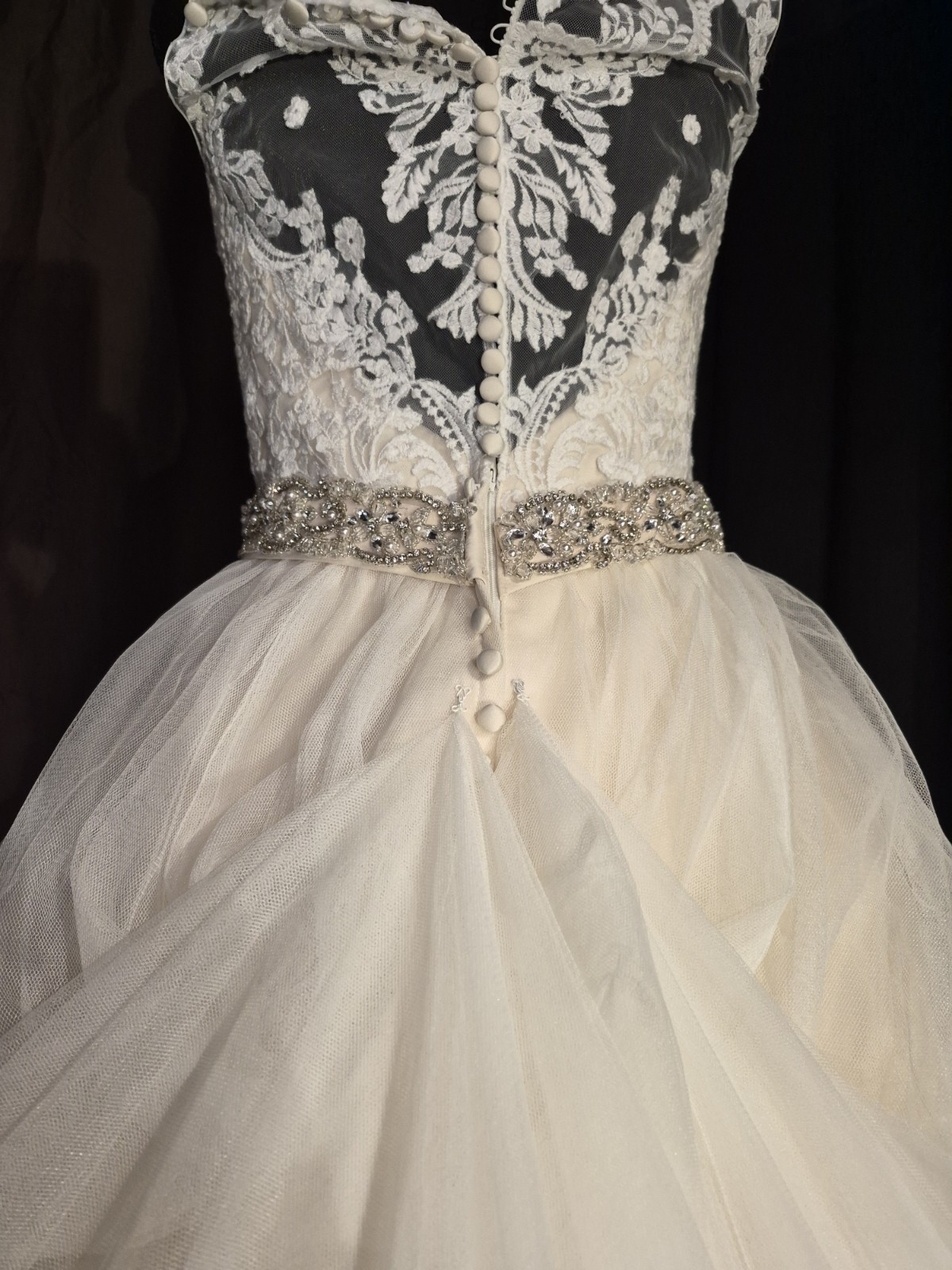 Allure Bridals Wedding Dress 14 Ivory Ballgown Lace Tulle Illusion Crystals