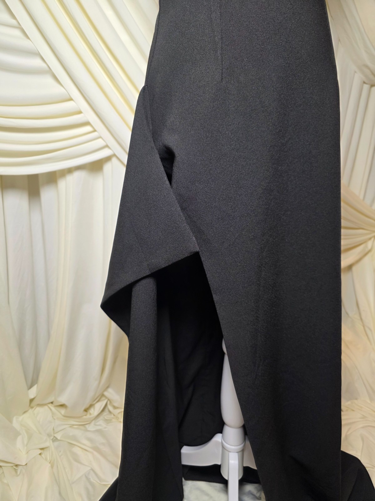 Vestido largo Khalesia – Negro BABYBOO NWT $160