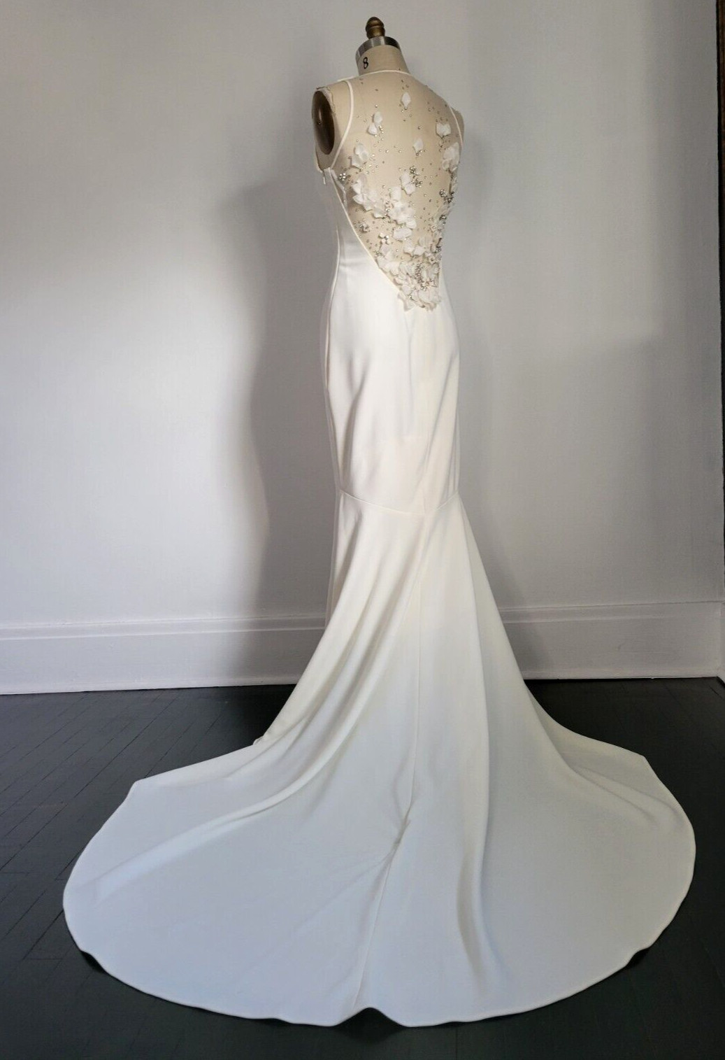 AMSALE NEW YORK ELEGANT IVORY WEDDING GOWN w/ HAND BEADED SHEER ILLUSION BACK