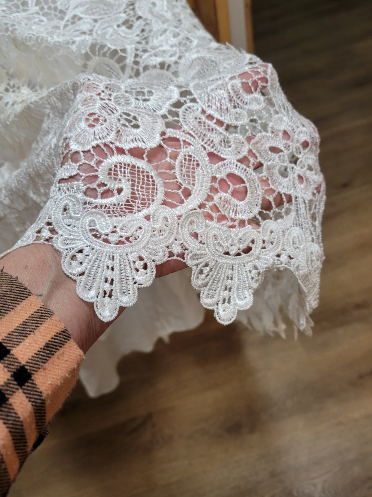 White Lace Overlay Wedding Dress, Fully Lined. Hi/Lo Style w/Sweetheart Neckline