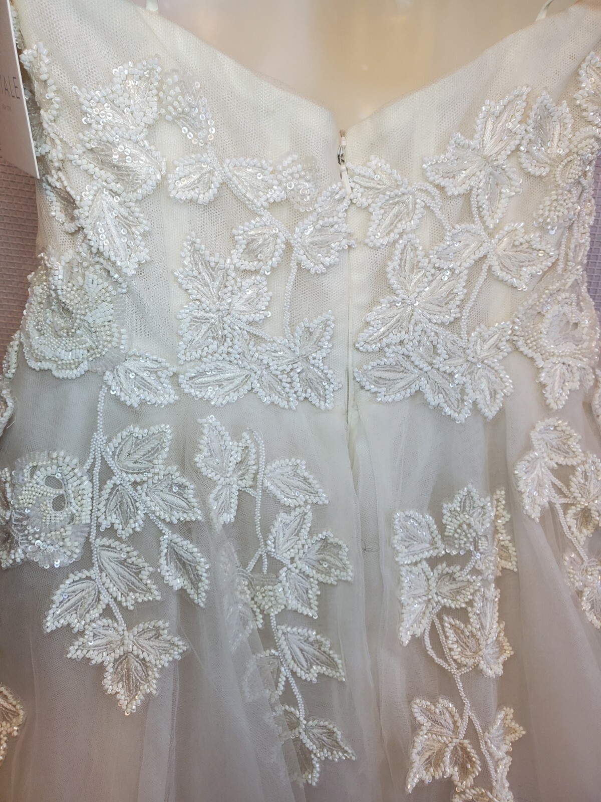 Nouvelle Amsale Hand Beaded Tulle Embellished Ivory Wedding Dress Size 8 $6700