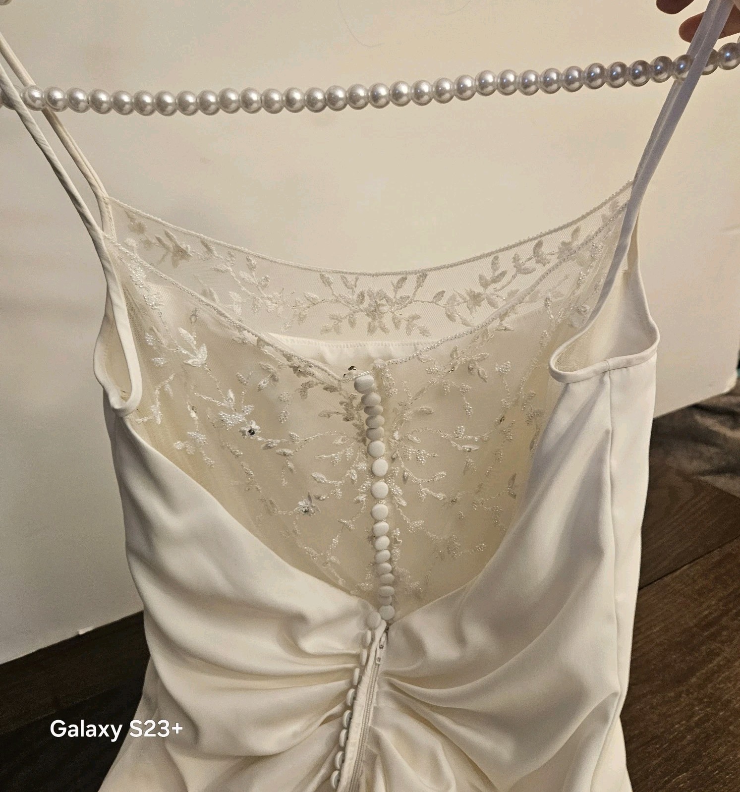 Vintage 2004 Ivory Bridal Gown Illusion Back Covered Buttons Chapel Train Sz 10