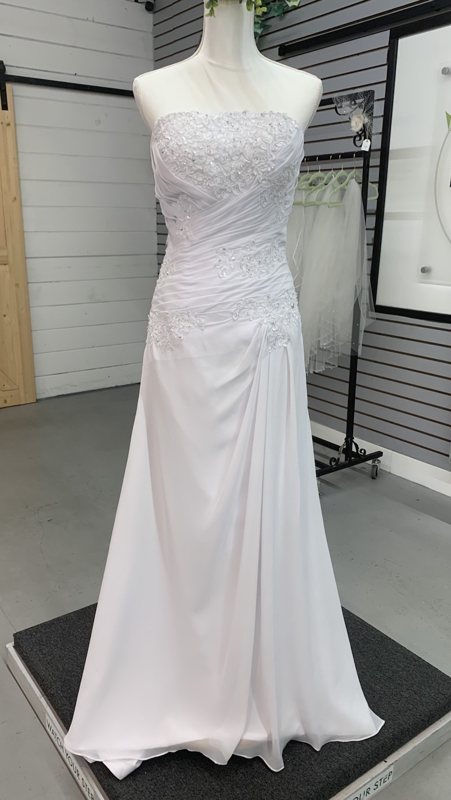 JJ’s House White Strapless Corseted A-Line Chiffon Lace Wedding Dress Size 8
