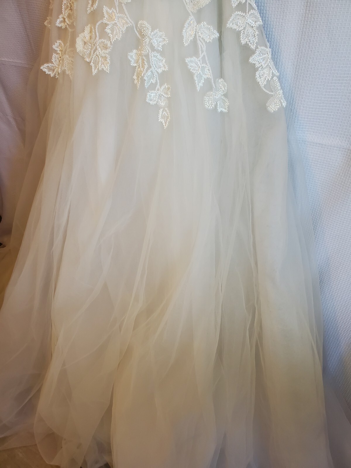 Nouvelle Amsale Hand Beaded Tulle Embellished Ivory Wedding Dress Size 8 $6700