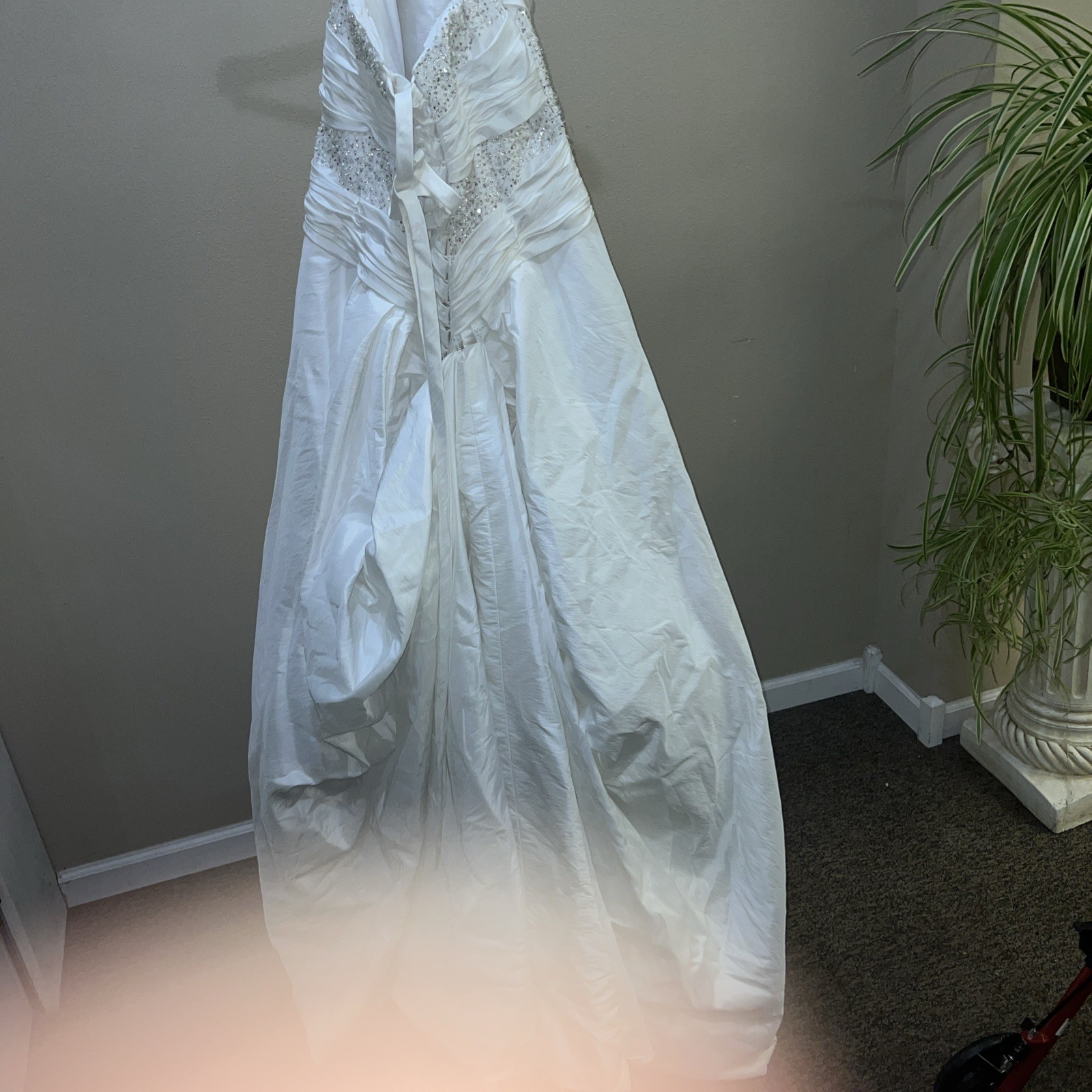 Unbranded White Wedding Dress With Veil Size 16