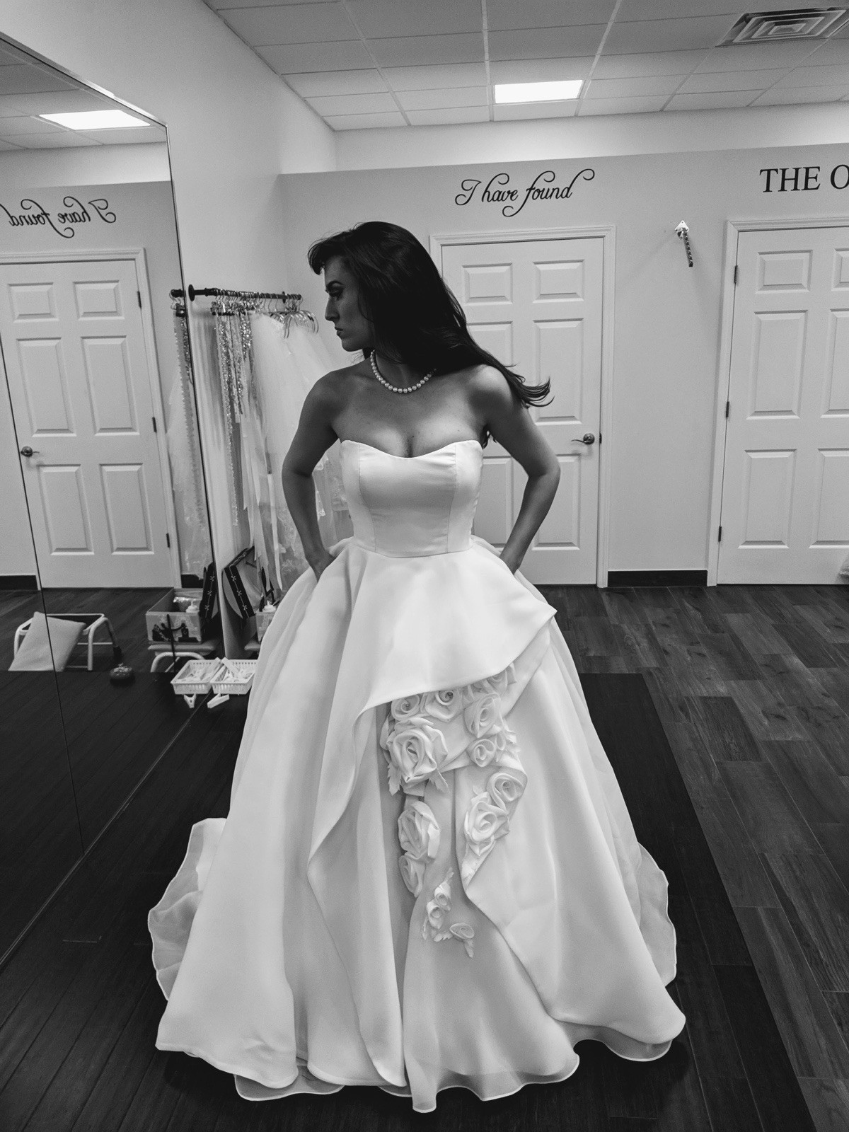 NEVER BEEN WORN!! WEDDING BALL GOWN BARELY BLUSH COLOR