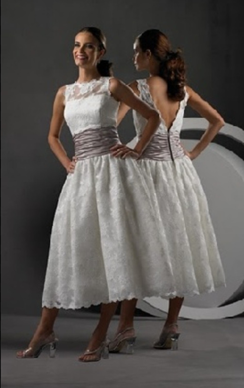 Forever yours Ivory sleeveless Alencon Lace Tea Length Wedding Dress Sz 12