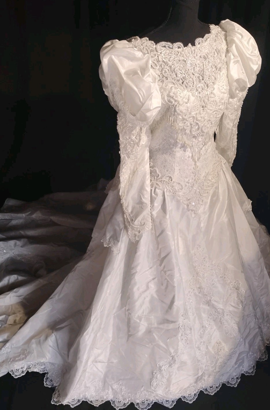 Jasmine White Taffeta Wedding Gown Sz M Puff Sleeve Train Elegant Back