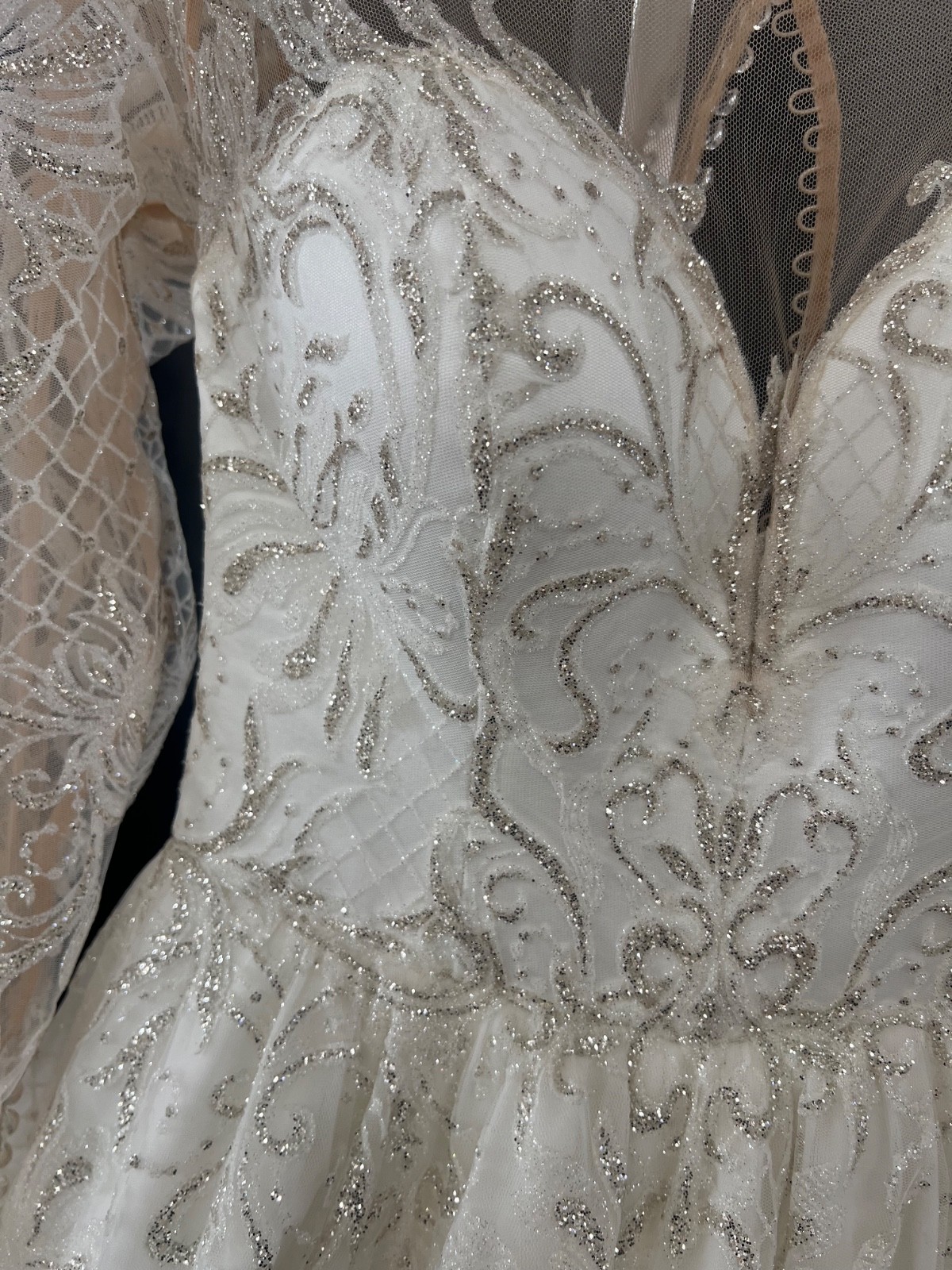 wedding dress vladiyan RL2204 size 10 ivory/silver