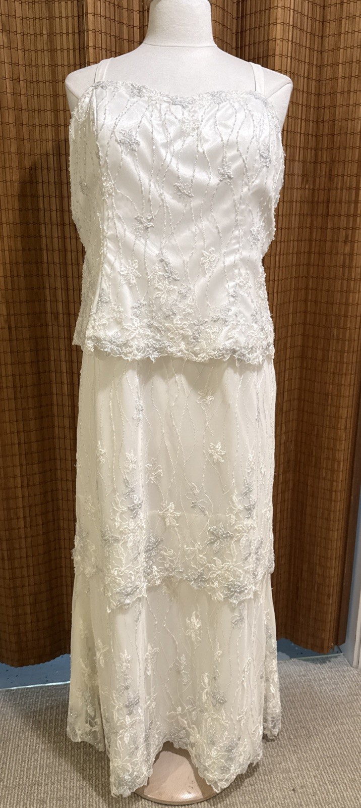 Vintage Montague By Mon Cheri Off White 2 Pc Lace Embellished Wedding Gown 16Wp