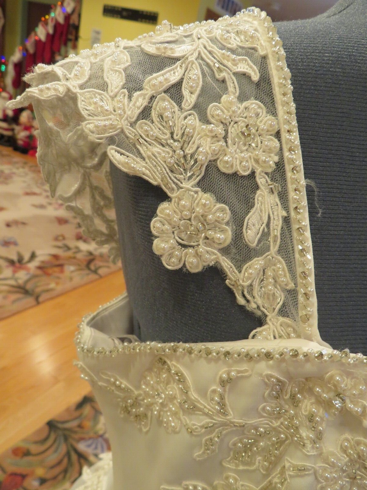 NEW Mary’s ALENCON lace DETACHABLE TRAIN Vintage Wedding Dress PRINCESS Gown WOW