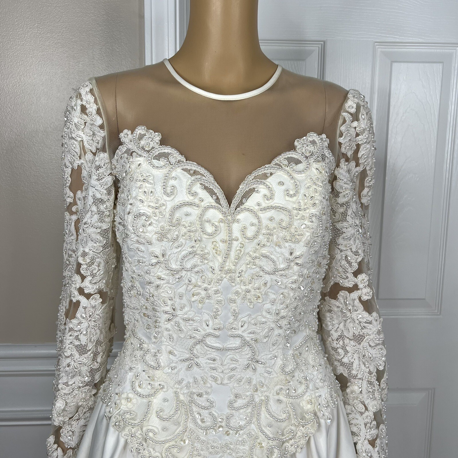 Oleg Cassini Wedding Dress Size 8 Off White Beaded Bodice Long Sleeves Trumpet