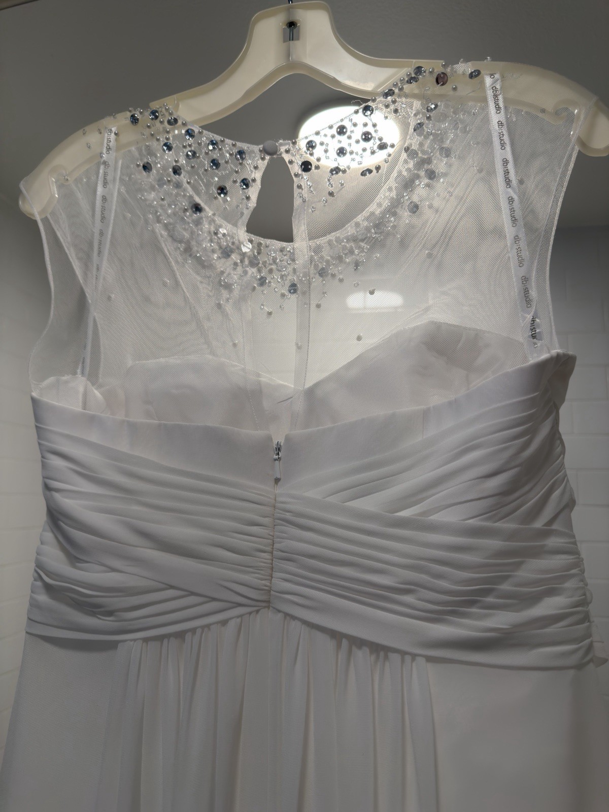 Women’s Wedding Dress Size 8 (My Size M) White