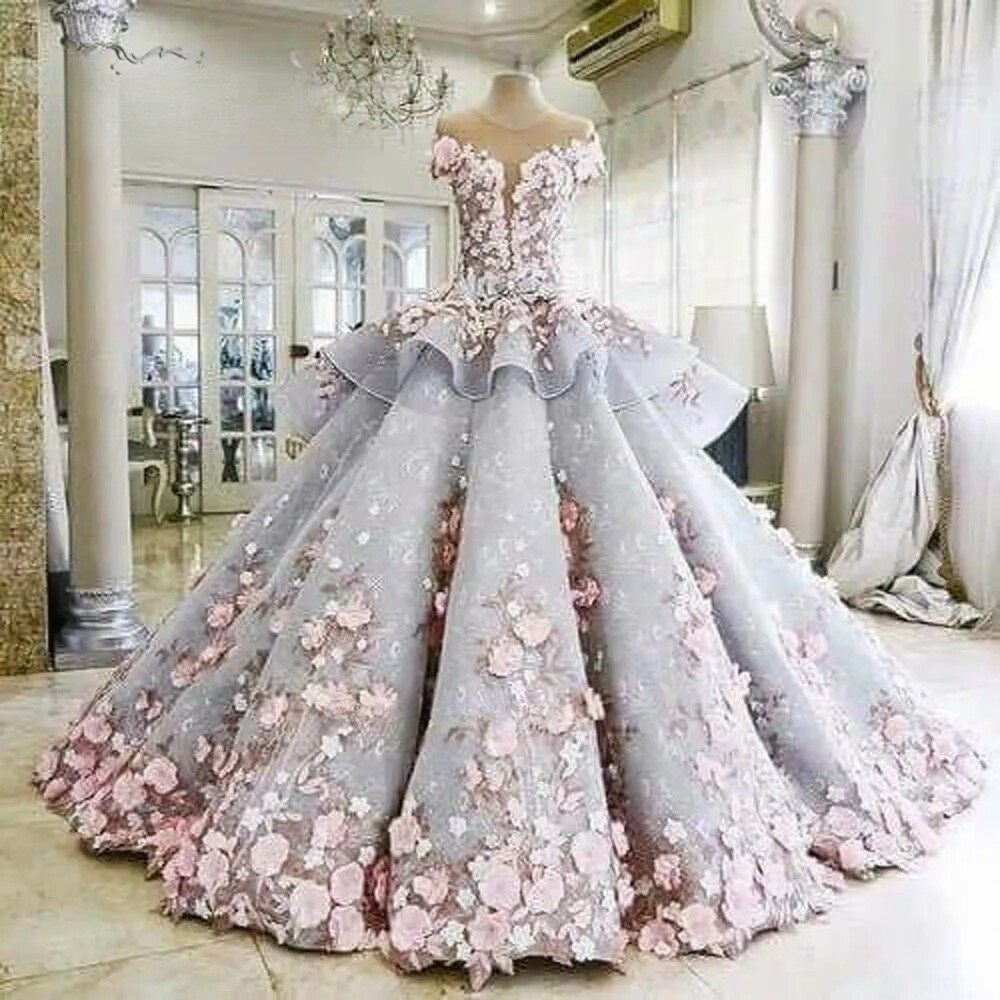 Luxury Pink Wedding Dresses Ball Gown Princess Sleeveless Sweeptrain Bridal Gown