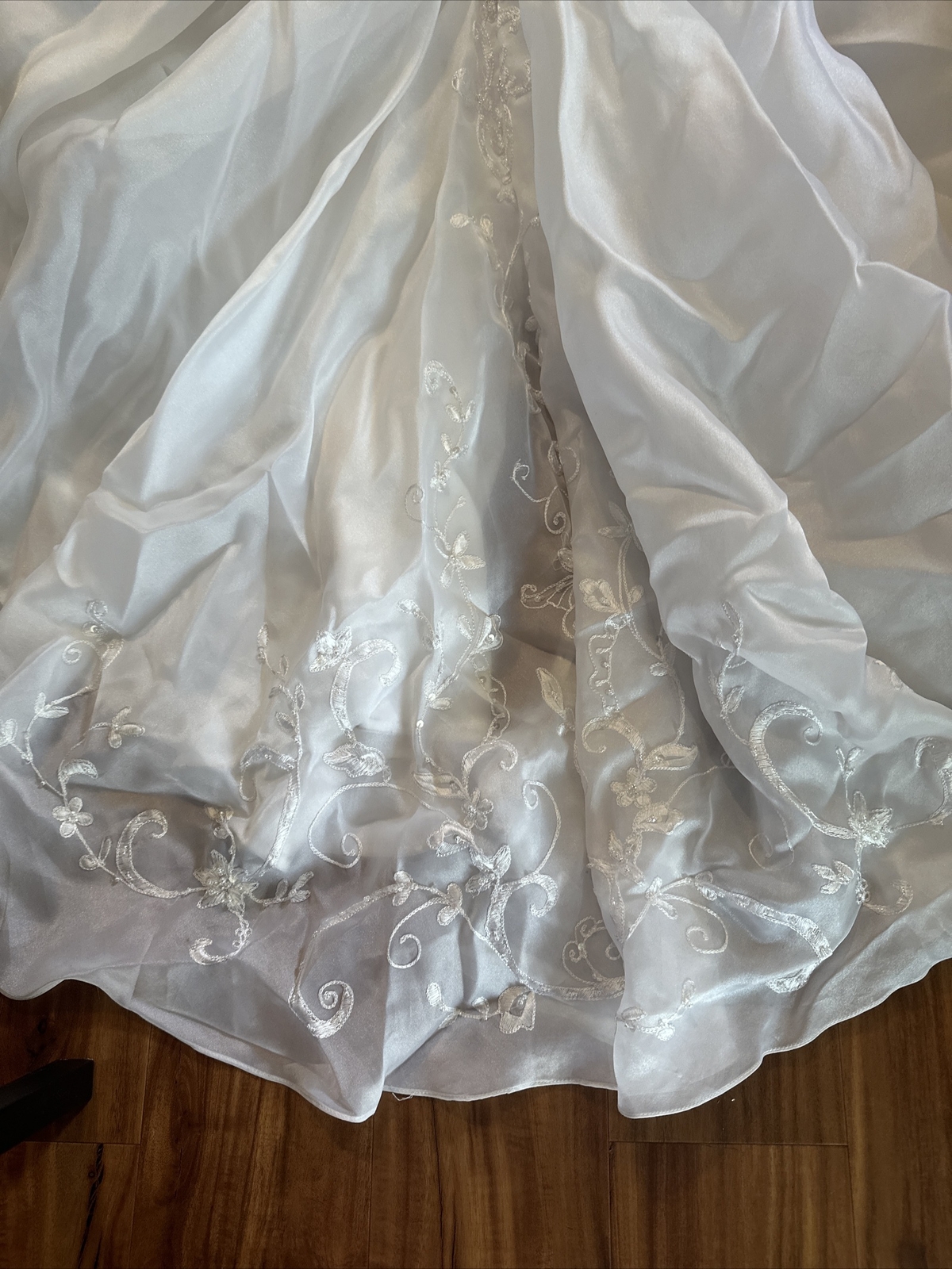 La Sposa Wedding Dress, gently used, size US 04 with a long beautiful train.