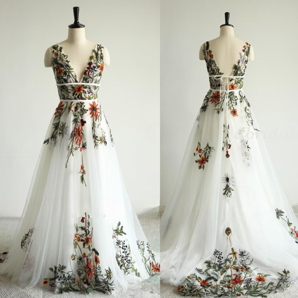 White Tulle Wedding Dress Colorful Wildflower Embroidery A Line Gowns With Train