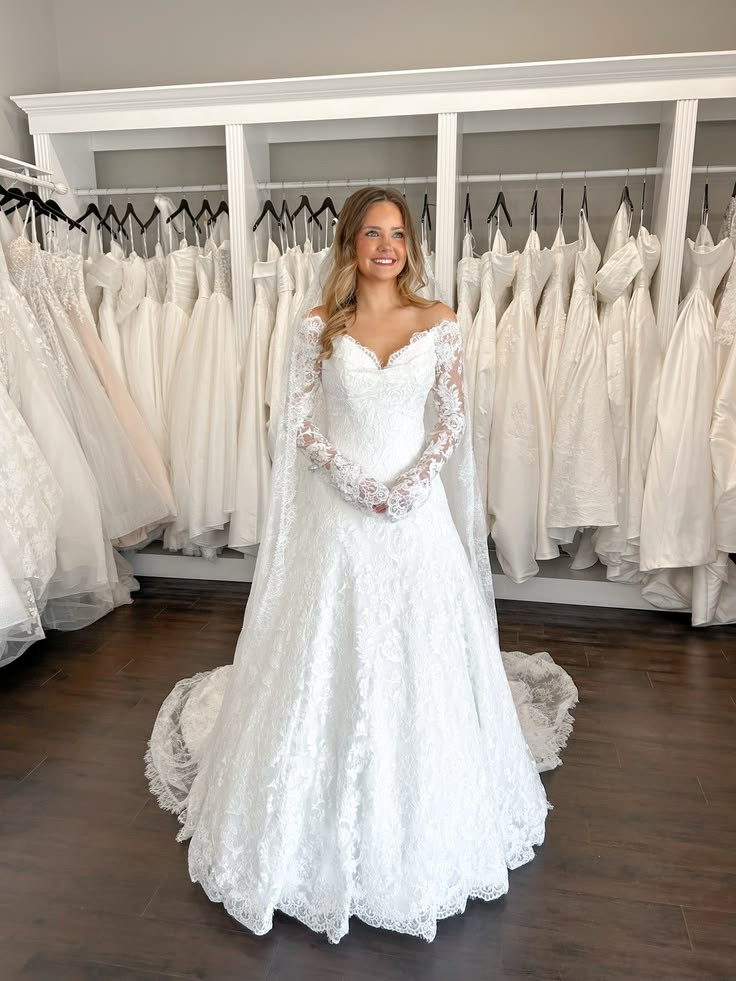 Gorgeous Wedding Dresses With Cape Lace Long Sleeves A Line Beach Bridal Gowns