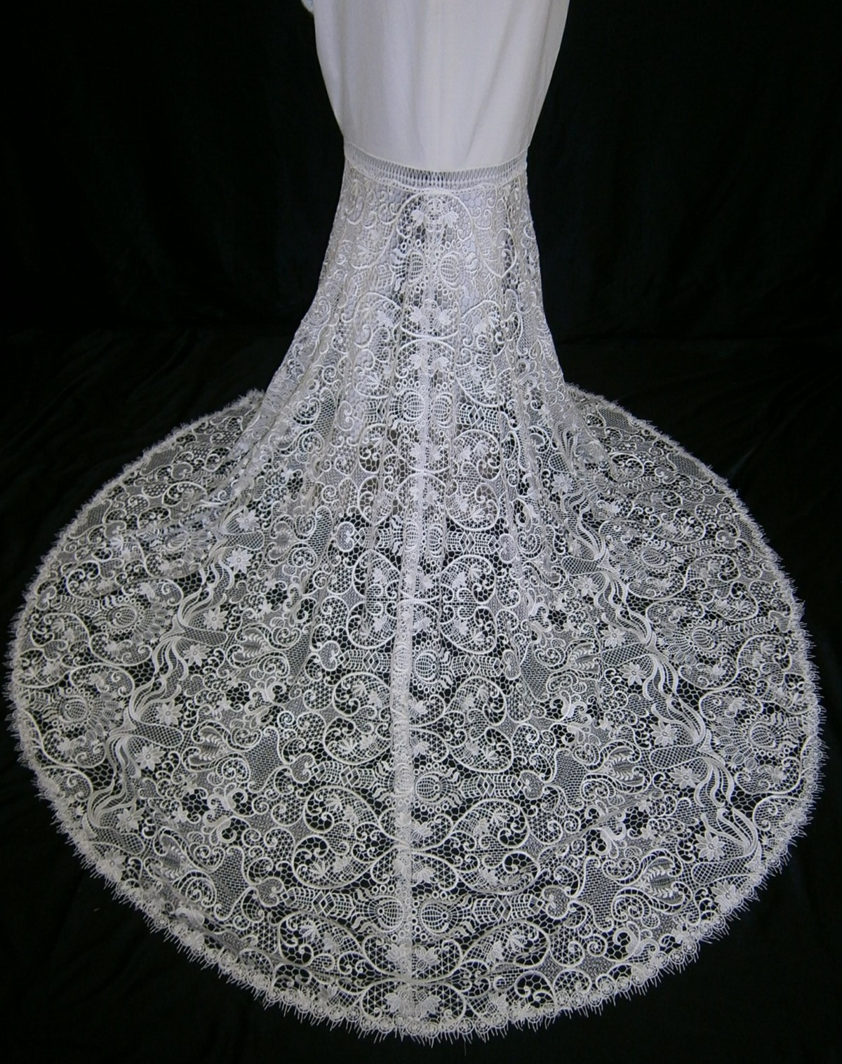 Chosen Kyha Wedding Dress 10-12 Ivory Lace Matte Jersey Crochet Off Shoulders