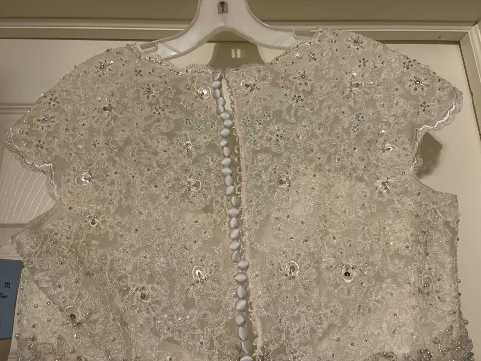 David’s Bridal Ivory Cap Sleeve Lace Over Satin A-Line Wedding Dress 16 petite