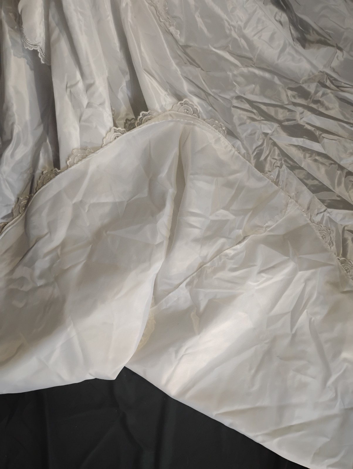 Jasmine White Taffeta Wedding Gown Sz M Puff Sleeve Train Elegant Back