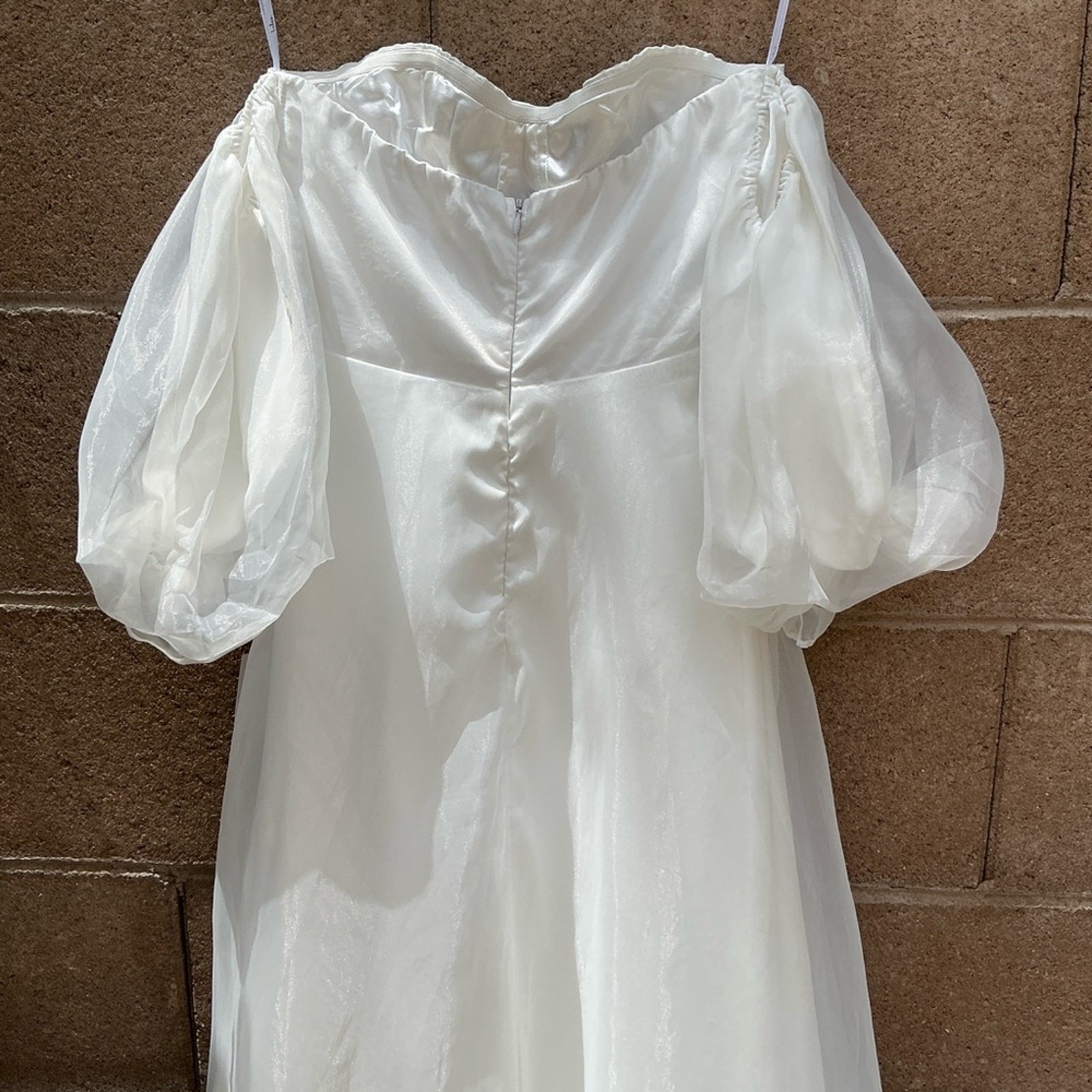 NWT Lulu’s True Excellence Bustier Off-The-Shoulder Maxi Wedding Dress Small