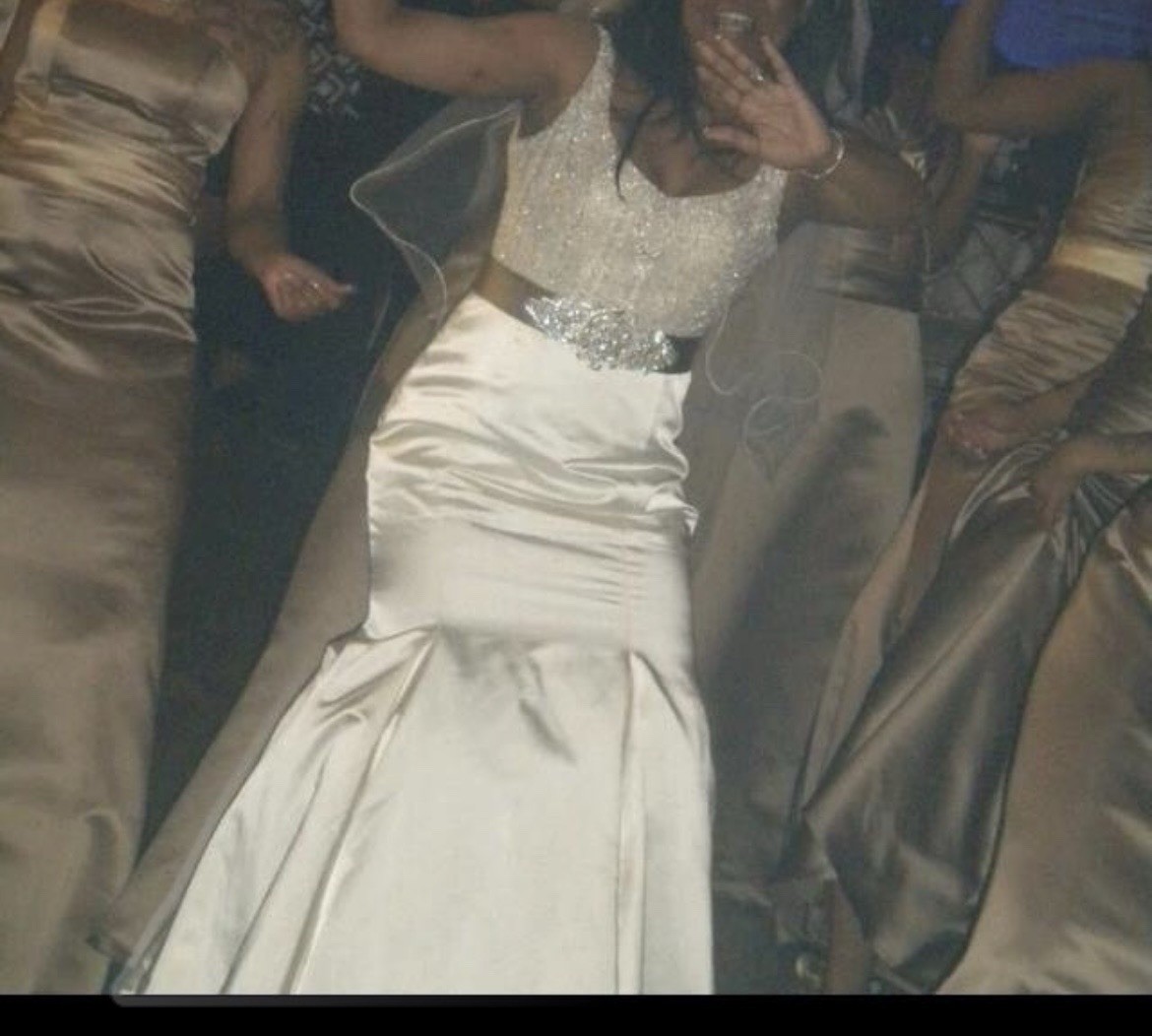 Lazaro Ivory/Platinum Satin Mermaid Wedding Dress Scoop Neck Beaded Size 18