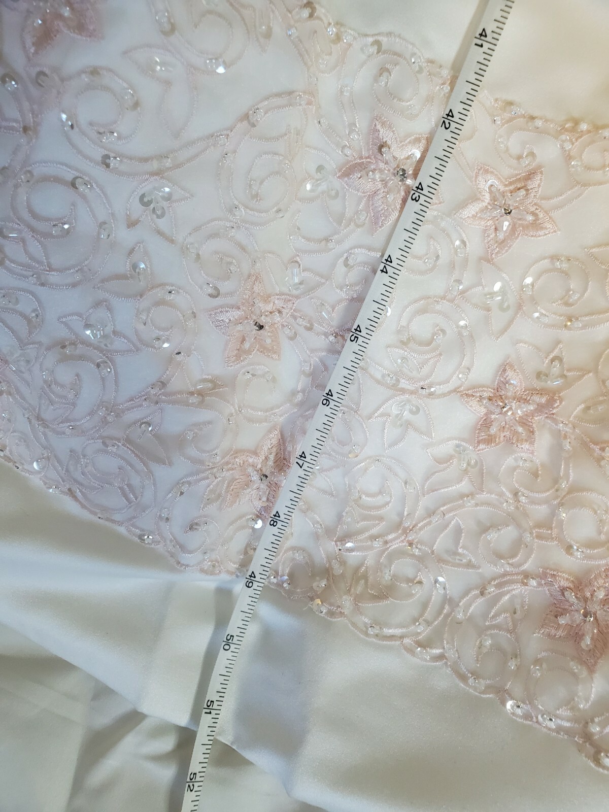Allure Bridal Gown Sweetheart White Pink Star Bead Strapless Wedding Dress Veil