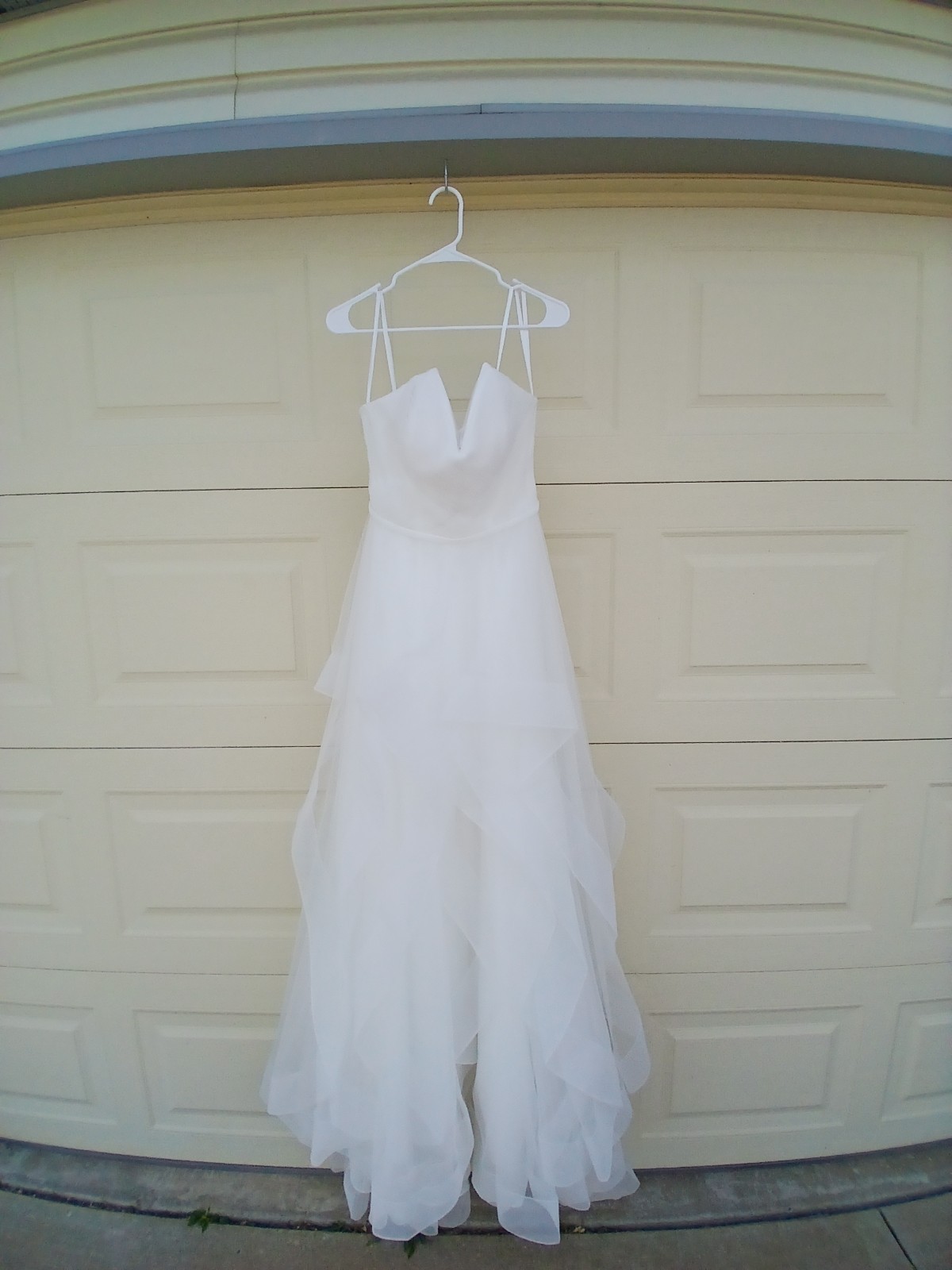 Basix Black Label Wedding Dress Size 4 NWT