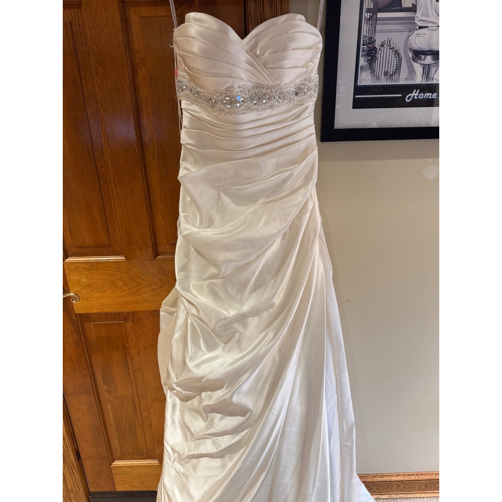 Essense of Australia Ivory Satin Ruched Strapless Wedding Dress Gown Size 12