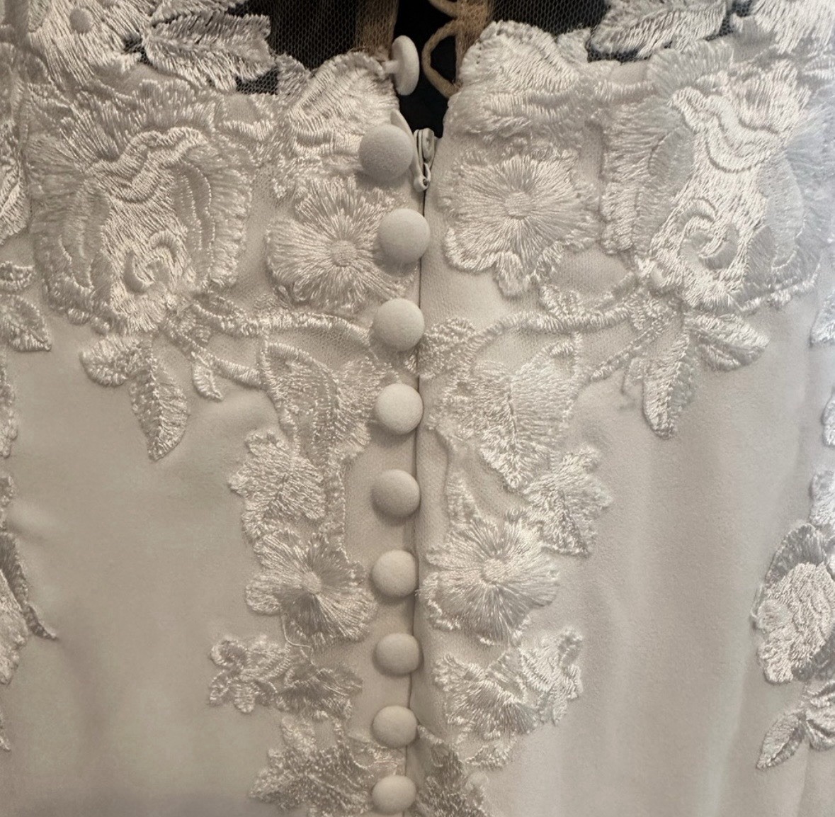 Pronovias Drail Mermaid Wedding Dress Ivory Lace Illusion Neck Tank Size 22