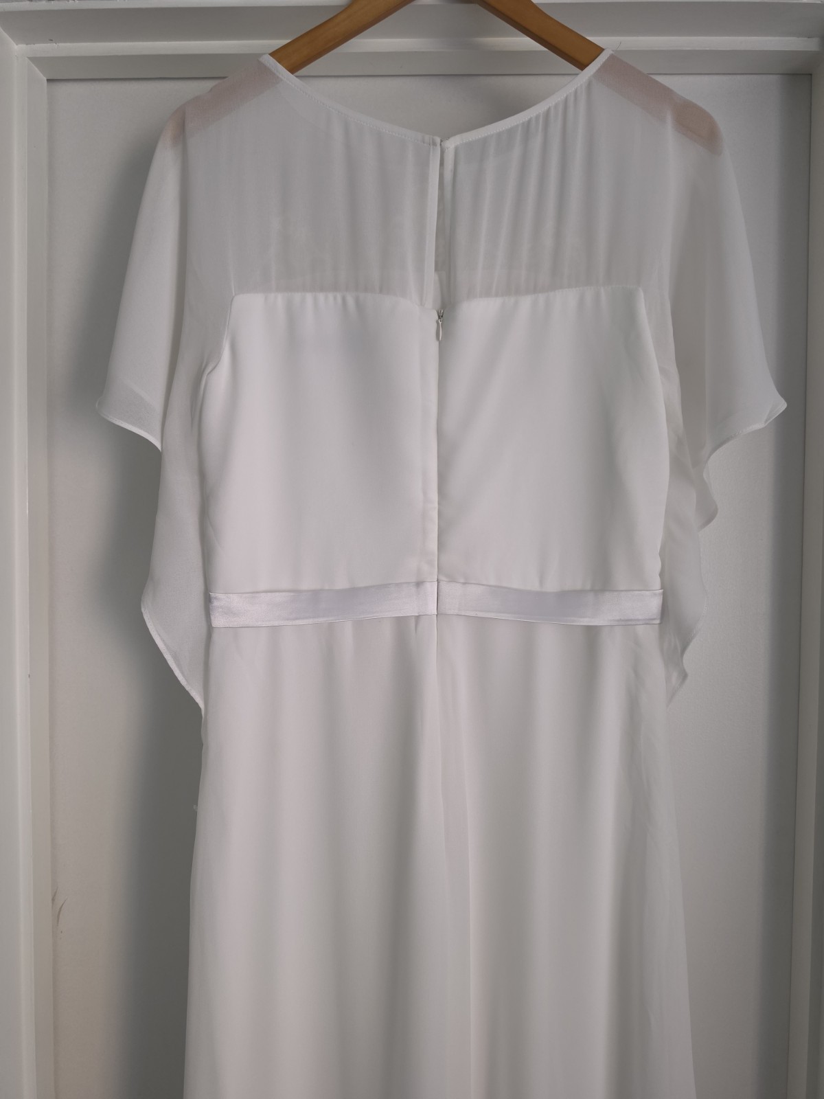 Ever Pretty Flutter Sleeve Full Length Lined Wedding Dress Size 12 Lace Detail
