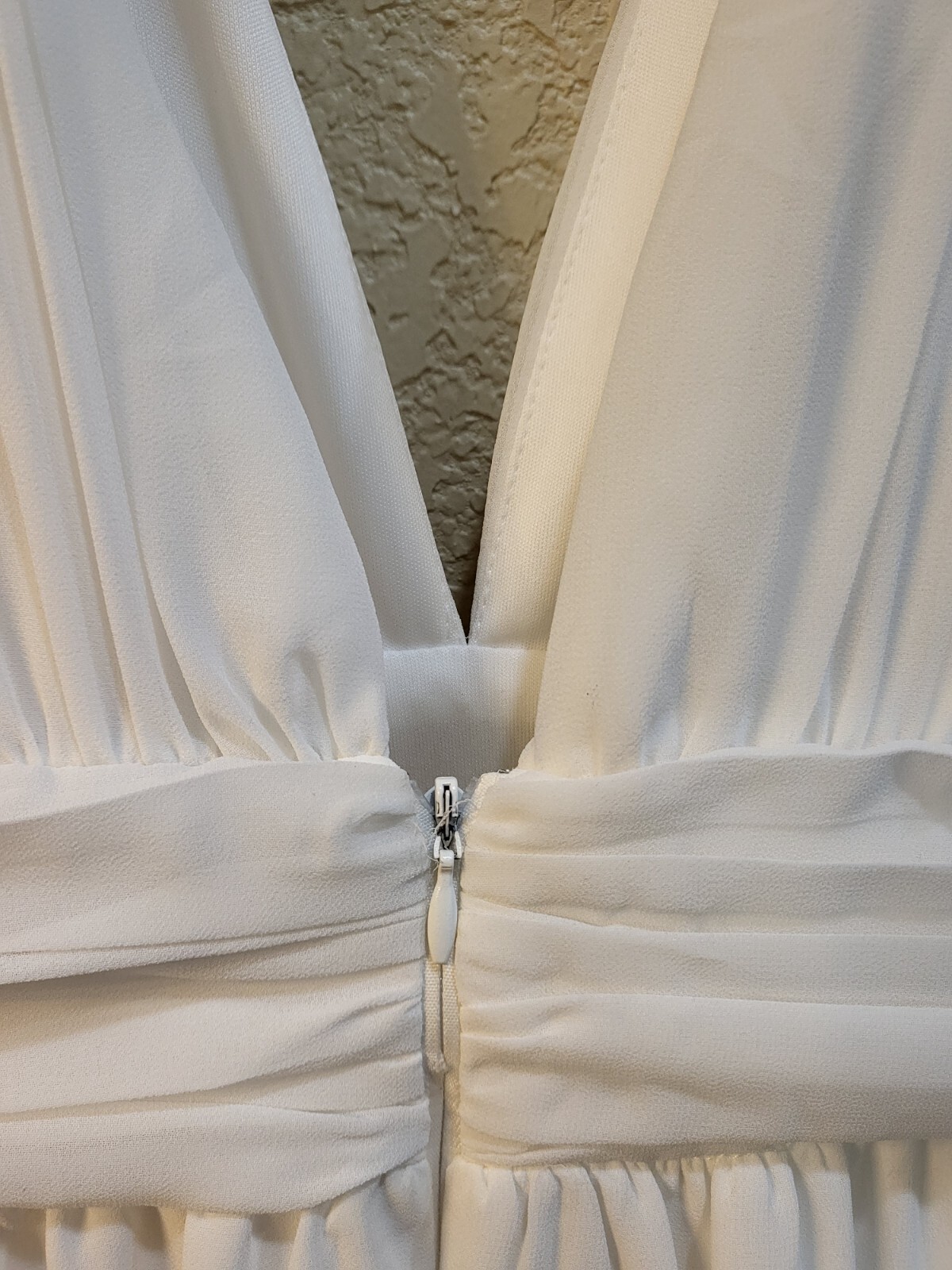 New Lulu’s White Wedding Dress V-neck with Straps – Chiffon Long Length withSlit