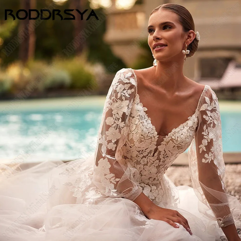 Tulle A Line Wedding Dress Lace Applique Backless Bride Gowns Sweep Train
