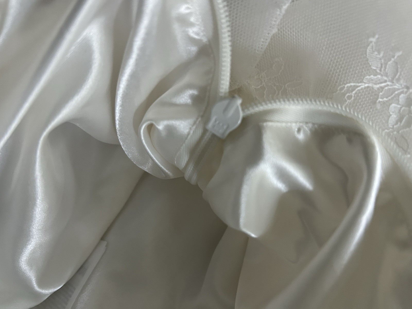 Rosa Clara Amalia Tea Length Lace Dainty Wedding Dress Size 10 NWOT