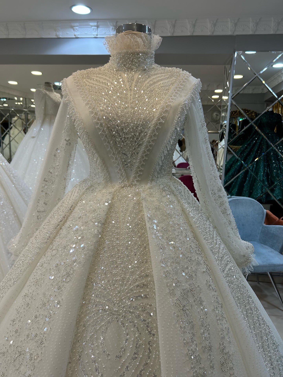 wedding dresses plus size