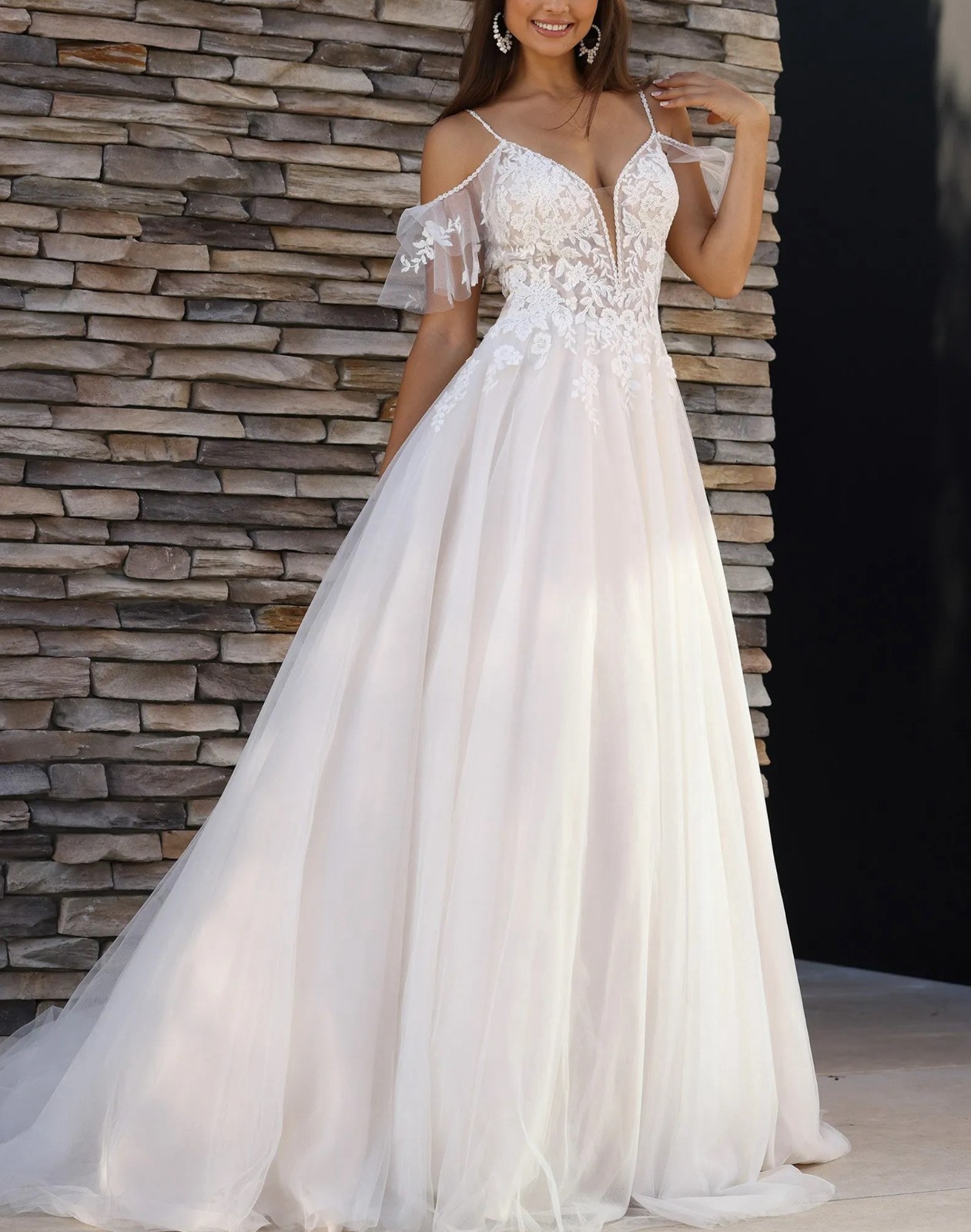 Boho Wedding Dress Wedding Dress Custom Made 32-60 Lace Soft Tulle Straps