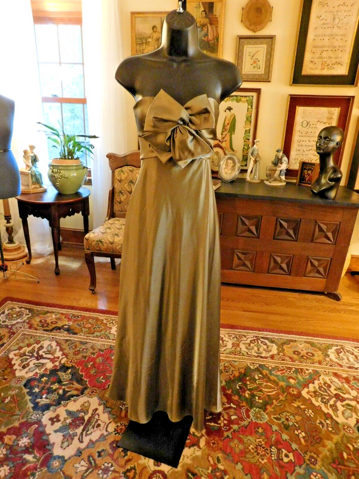 JESSICA MCCLINTOCK GOLD/GREEN CHARMEUSE A-LINE GOWN W/BOW IN FRONT S 2