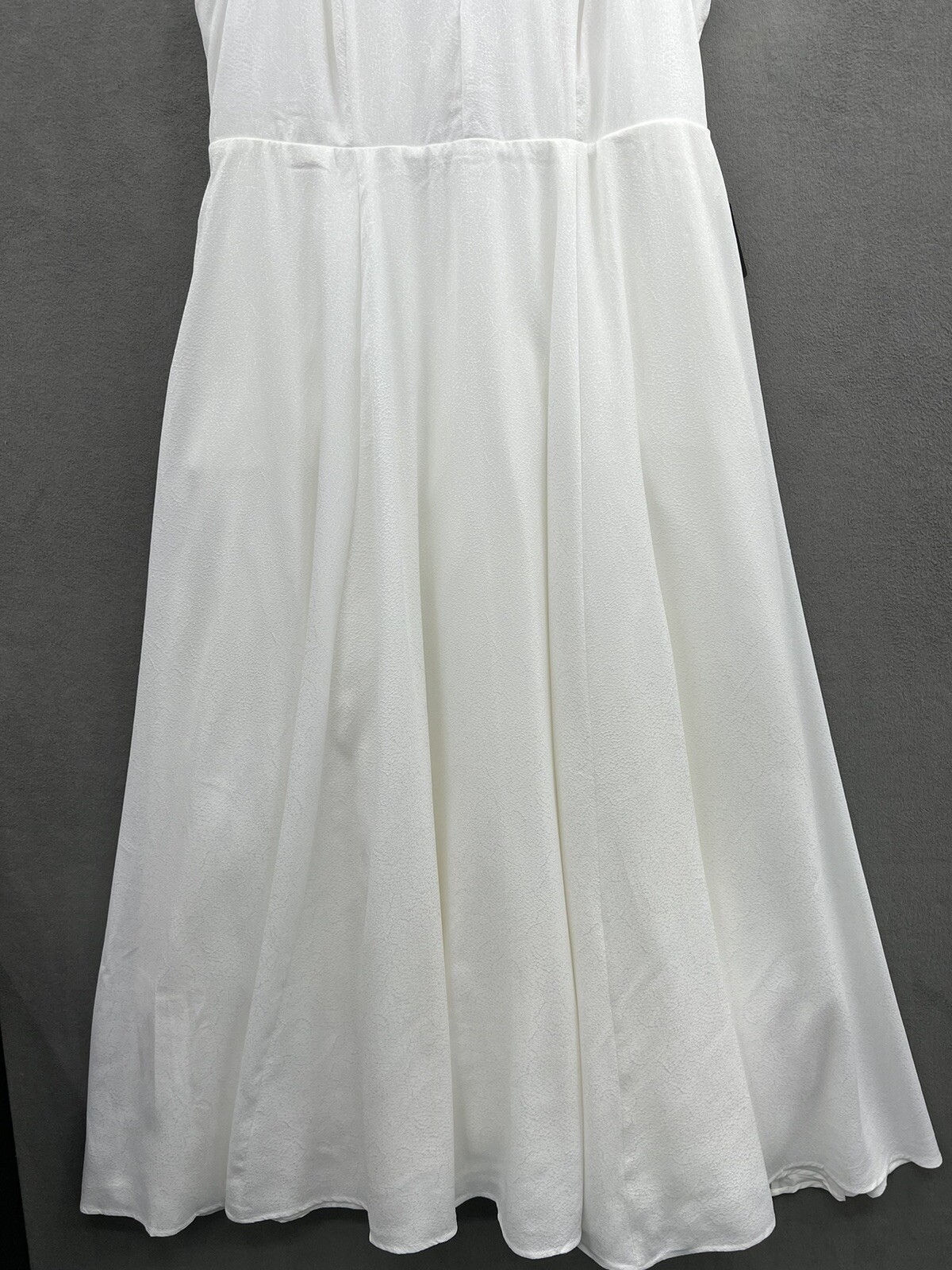 Torrid Women’s 18 Wedding Gown Dress Off White Jacquard Sweetheart Corset Back