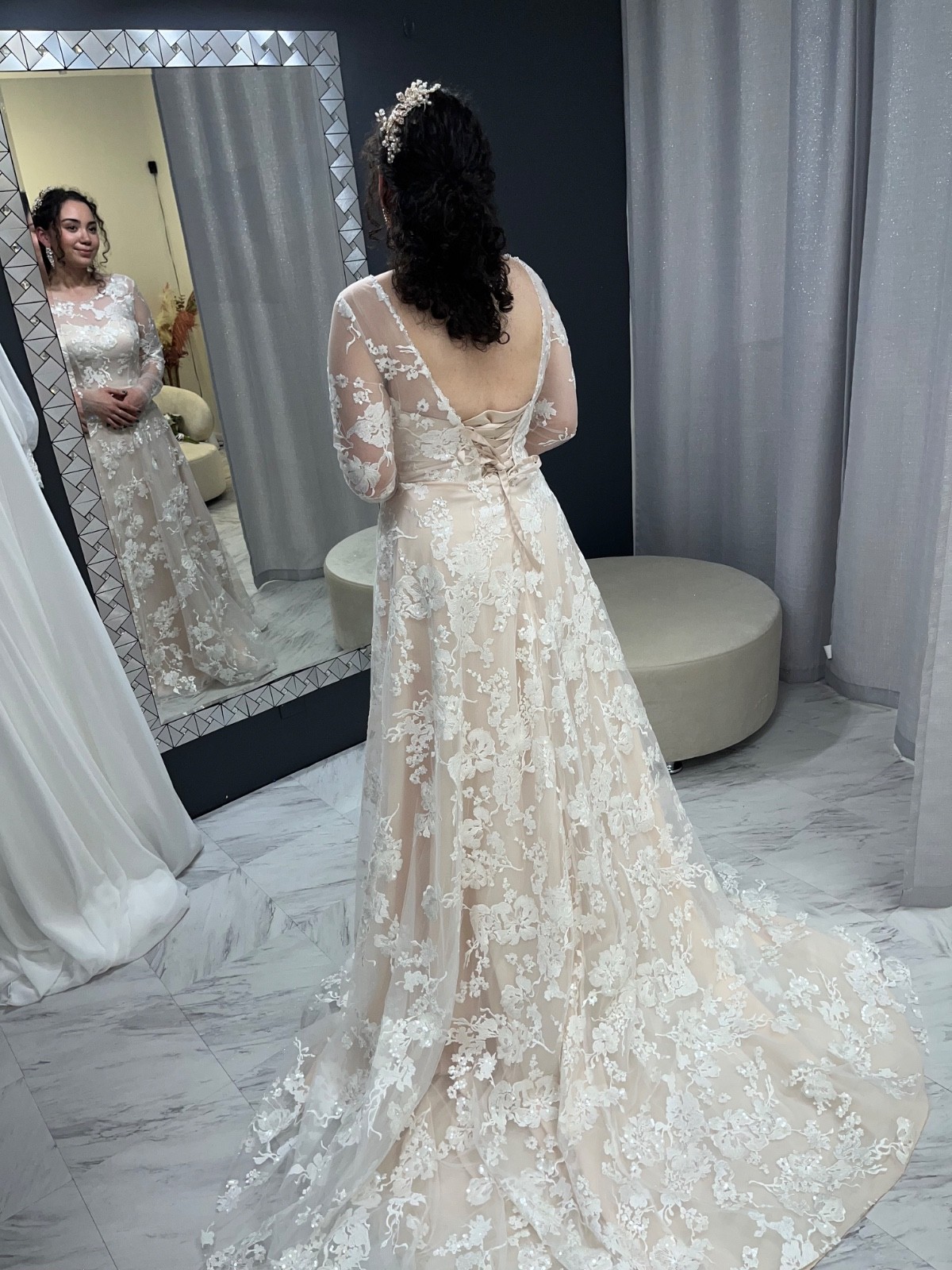 Boho wedding dress nude ivory floral lace long sleeves size Medium