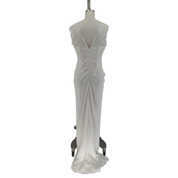 11683 BCBGMaxazria Lace Ruched Maxi Dress White size 6 wedding bridal formal